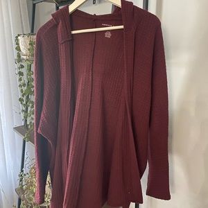 American eagle maroon cardigan